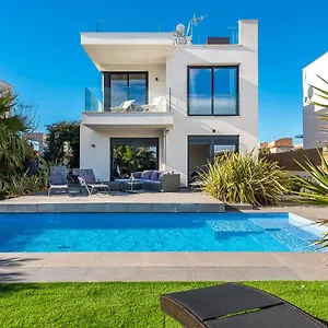 11 Oasis Del Mare, 5min Strand, Wifi, Klima, Fußbodenheizung Villa